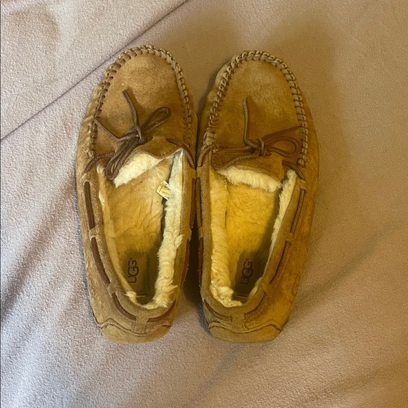 UGG Chestnut Suede Moccasin Slippers - Picture 1 of 3